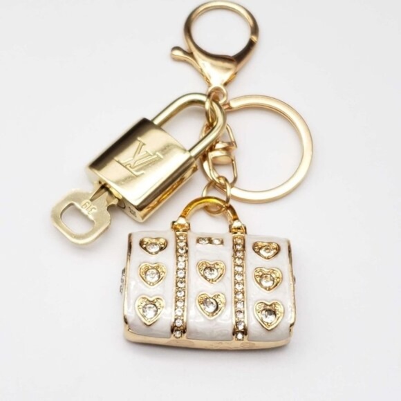 100% Auth Louis Vuitton Lock & Key with unbranded Bagcharm, Keycharm, Keychain - Picture 3 of 6